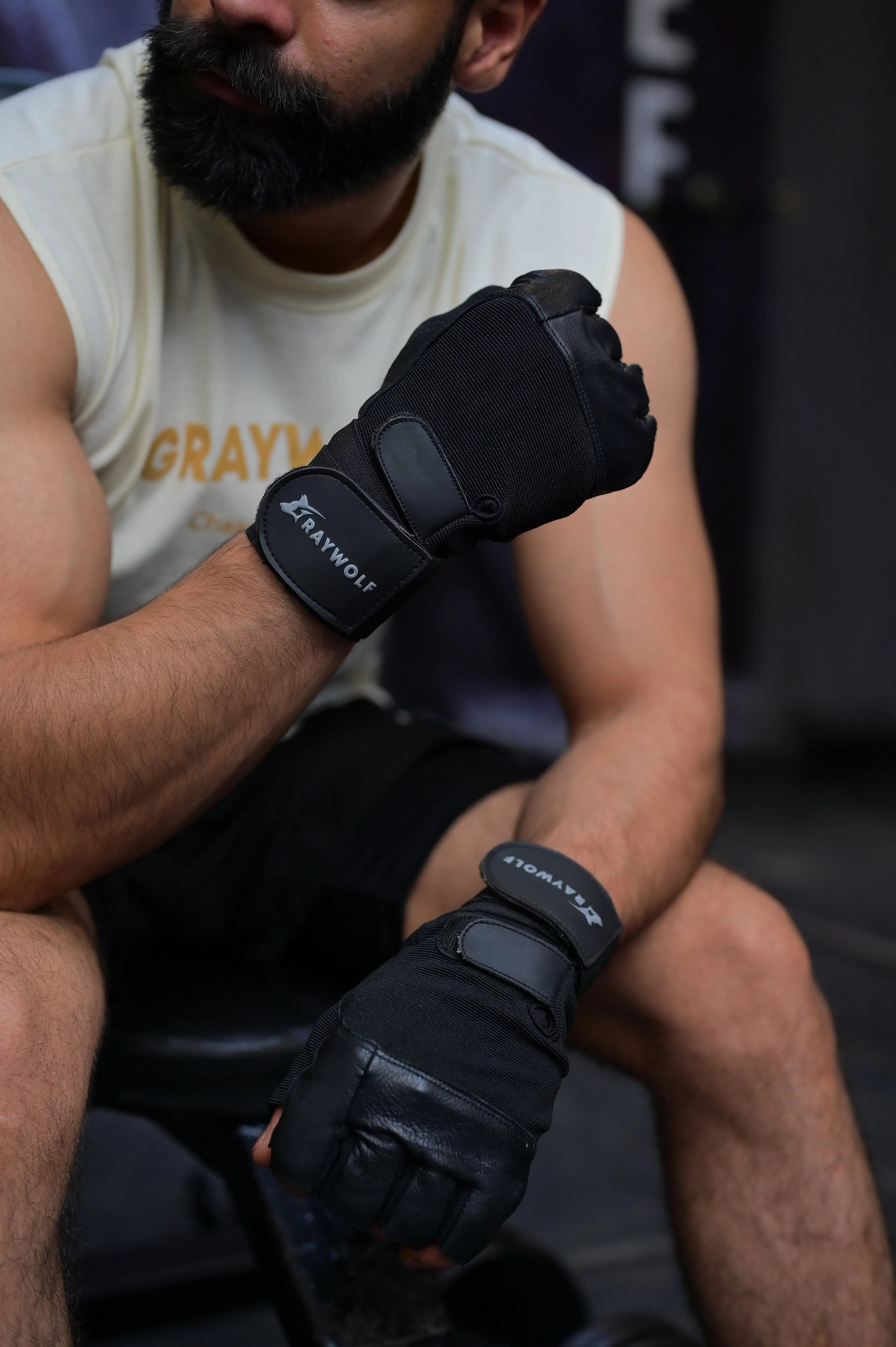 Black Ops Leather Gloves Gray Wolf